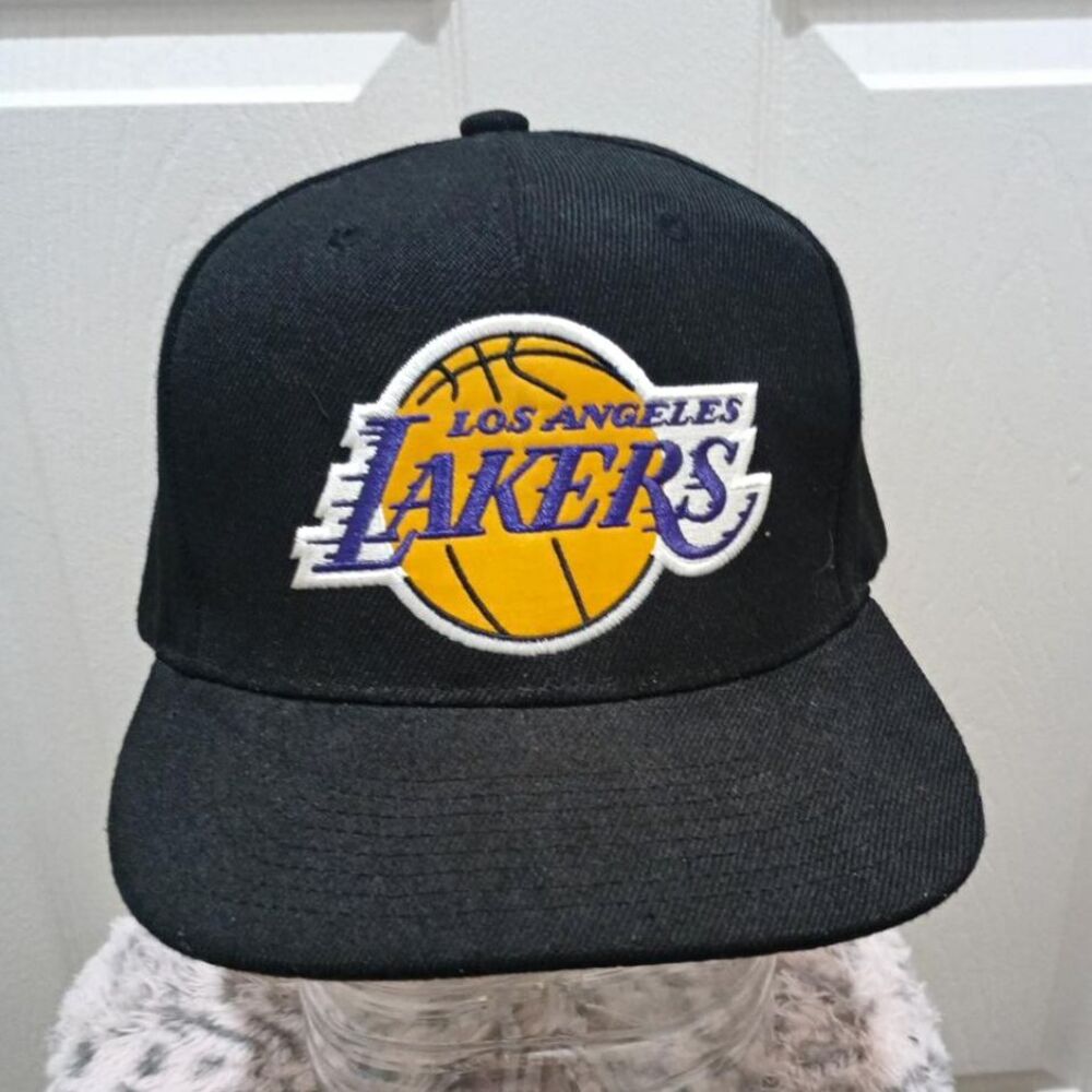 Mitchell & Ness Los Angeles Lakers Snapback Hat Black Purple Gold Adjustable NBA